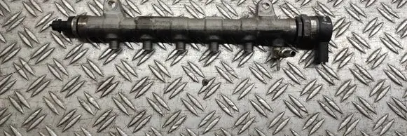 Fuel main line pipe
