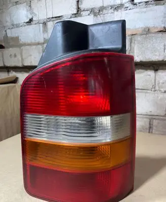 Volkswagen Transporter - Caravelle T5 Rear/tail lights 7H0945096F 7h0945258a