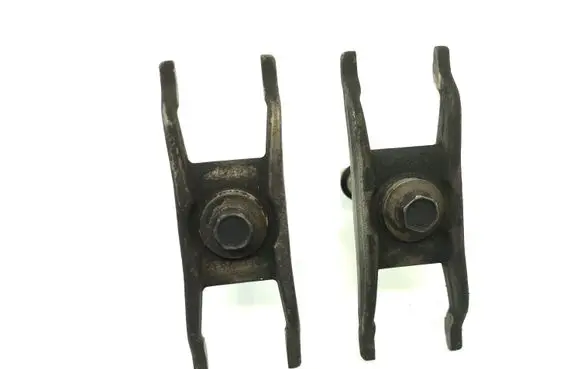 Mazda 6 Fuel Injector clamp holder