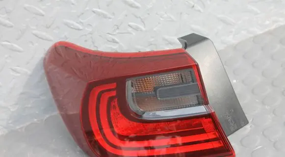 KIA Ceed Rear/tail lights 92401-J70 92401J7050 92401-J7050
