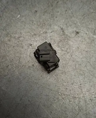 Mercedes-Benz C W203 Sensor 2038206585