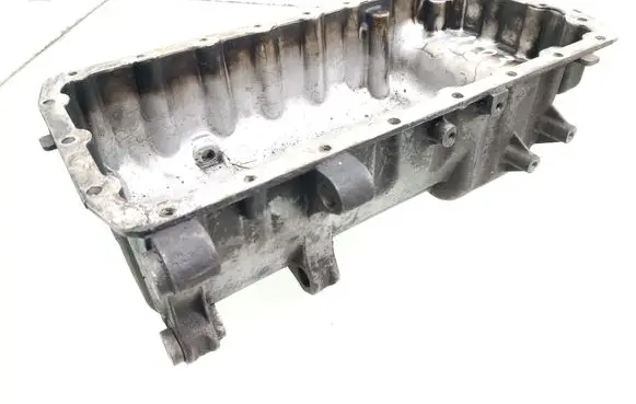 Oil sump