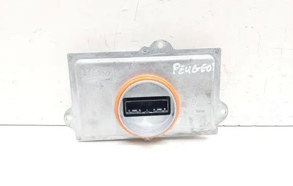 Peugeot 3008 II Headlight ballast module Xenon L90032783 90093044