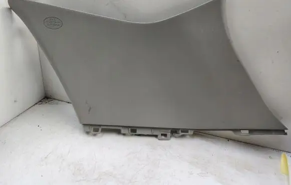 Toyota Auris 150 (A) pillar trim 62470-02190B
