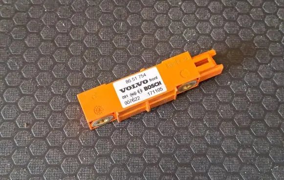 Volvo XC90 Airbag deployment crash/impact sensor 8651754