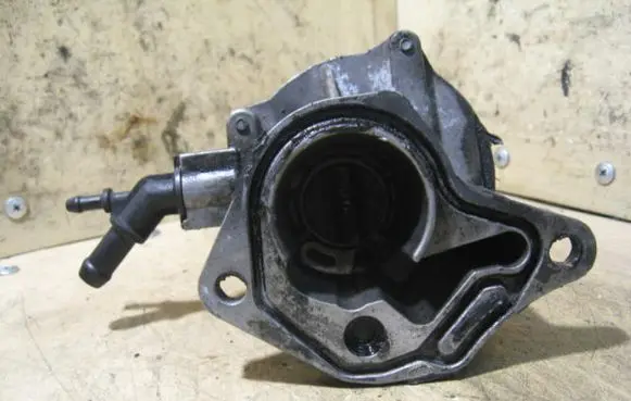 Volvo S40, V40 Vacuum pump PIERBURG 19TD