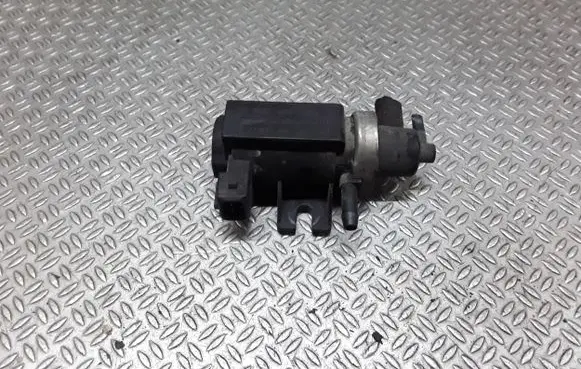 Audi A2 Turbo solenoid valve 1H0906627