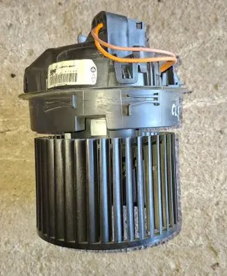 Renault Clio IV Heater fan/blower T1029527H