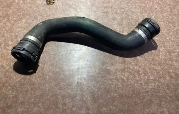BMW 4 F32 F33 Engine coolant pipe/hose 8514051