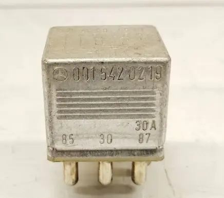 Mercedes-Benz SL R107 Other relay 0015420219