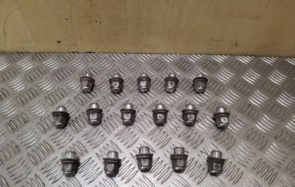 Lexus RX 330 - 350 - 400H Nuts/bolts 