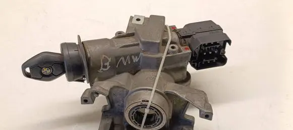 BMW X5 E53 Ignition lock 6751667