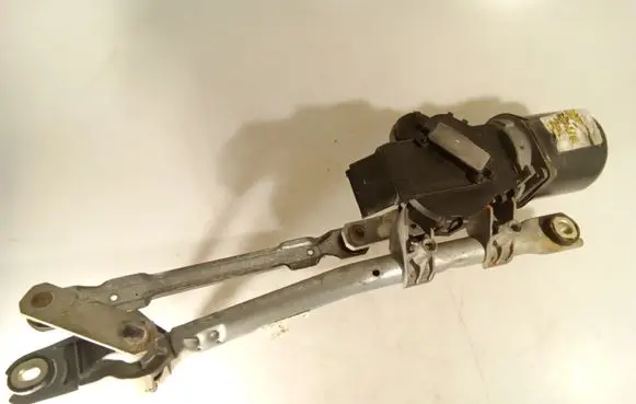 Toyota Aygo AB10 Front wiper linkage and motor 850100H021
