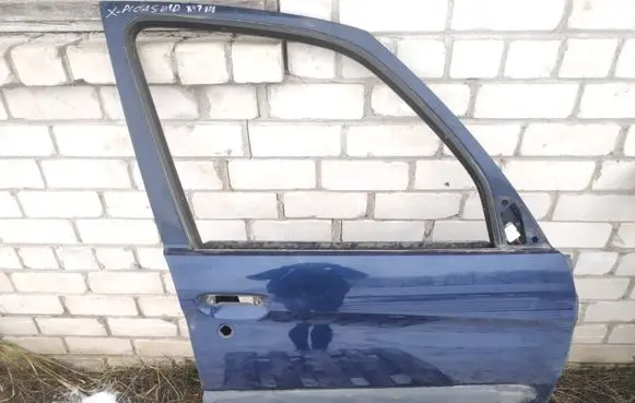 Citroen Xsara Picasso Front door