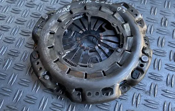 Mercedes-Benz C W204 Pressure plate A0242508401