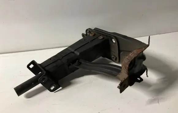 Radiator support slam panel bracket