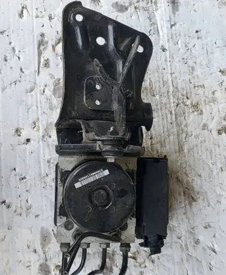 Volkswagen PASSAT B7 ABS Pump 1K0907379BK