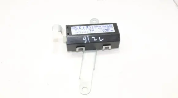 Lexus LS 430 Keyless (KESSY) go control unit/module ICP032TC00