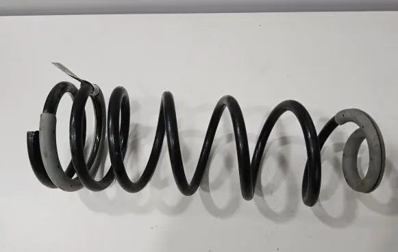 Jeep Gladiator Rear coil spring 68506118AA