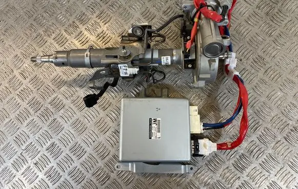 Lexus CT 200H Electric power steering pump 4525076020 8965076140 8096076040