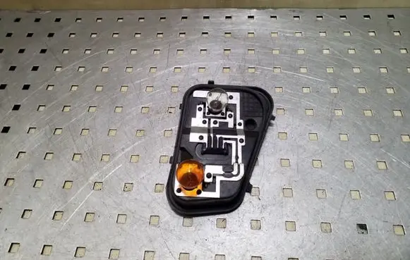 Tail light part