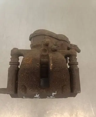 Audi A5 Sportback 8TA Rear brake caliper