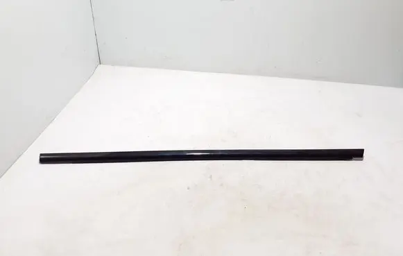 Mercedes-Benz GLE W167 Rear door trim (molding) A1677307601