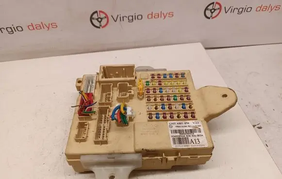 KIA Sorento Fuse module 97ra012341