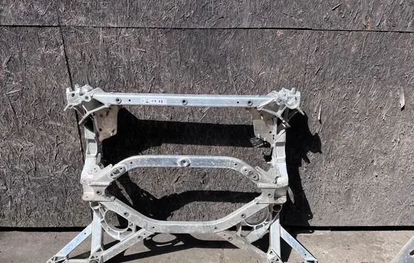 BMW M4 G82 G83 Front subframe 8095644