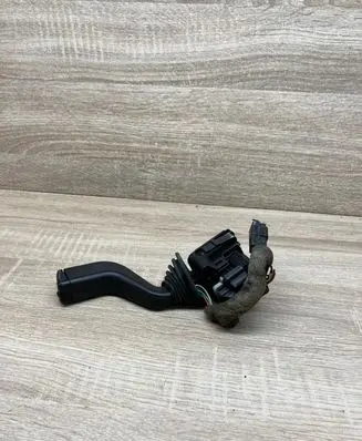 Opel Astra G Wiper control stalk 90560990