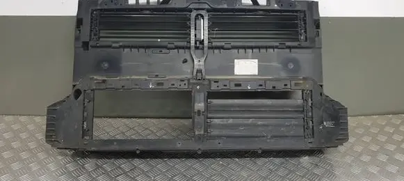 Ford Focus Intercooler air channel guide JX6BA16E146B1 20294P22427