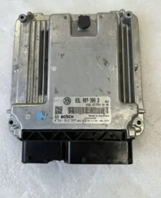 Volkswagen PASSAT B7 Engine control unit/module 03L907309D 0281015247