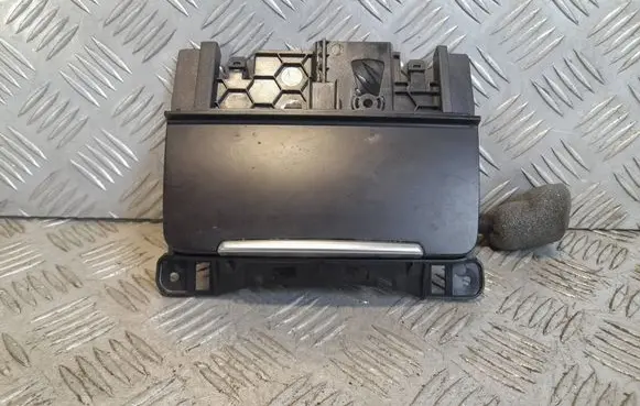 Car ashtray