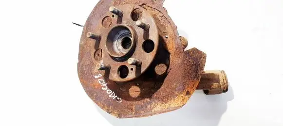Honda CR-V Rear wheel hub