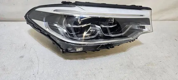 BMW 5 G30 G31 G38 Headlight/headlamp 8499122