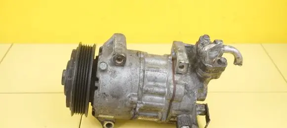 Toyota Avensis T270 Air conditioning (A/C) compressor (pump) 4472500851 N47C16A