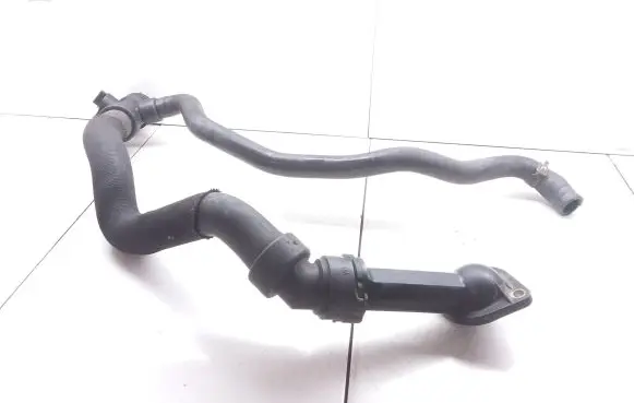 Audi A4 S4 B6 8E 8H Engine coolant pipe/hose 06B121121 8E0121049C