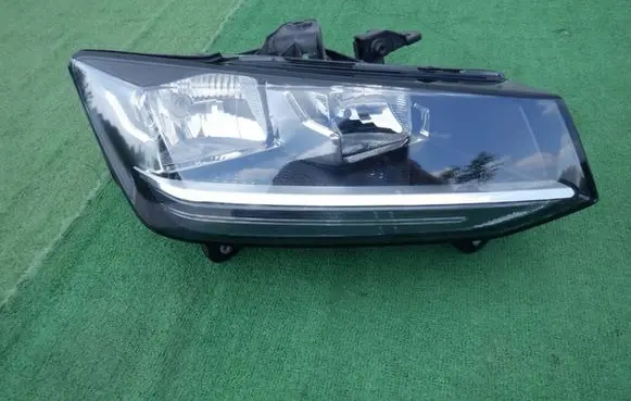 Audi Q2 - Headlight/headlamp 81A941004