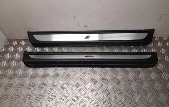 Rear sill trim cover
