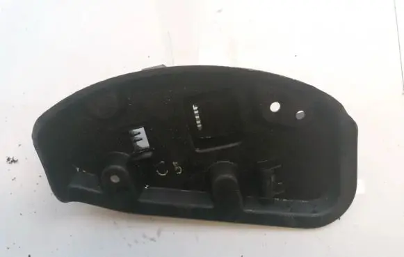 Citroen C5 Tail light bulb cover holder