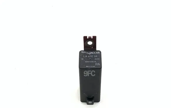 Jaguar XK8 - XKR Coolant fan relay LJA6702AA V23141C2101X8