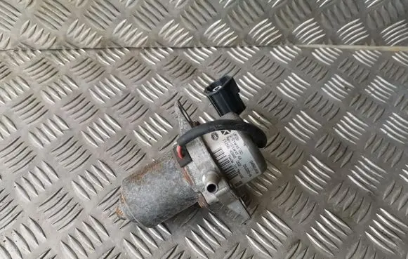 Chrysler Town u0026 Country V Vacuum pump 04581541AA 11305122000