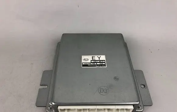 Subaru Legacy Engine control unit/module 22611AN170