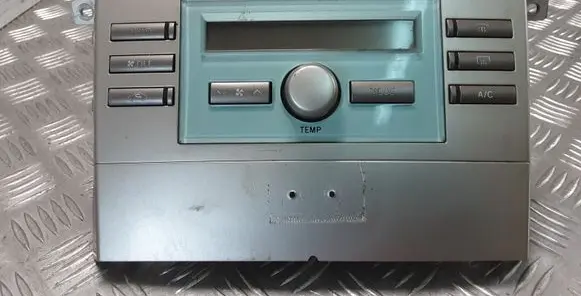 Toyota Corolla Verso E121 Climate control unit 559020F010 559000F030 1465702272