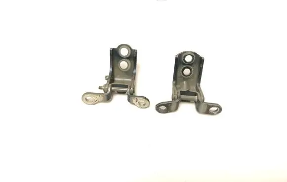Renault Kadjar Front door upper hinge 8942R6411R