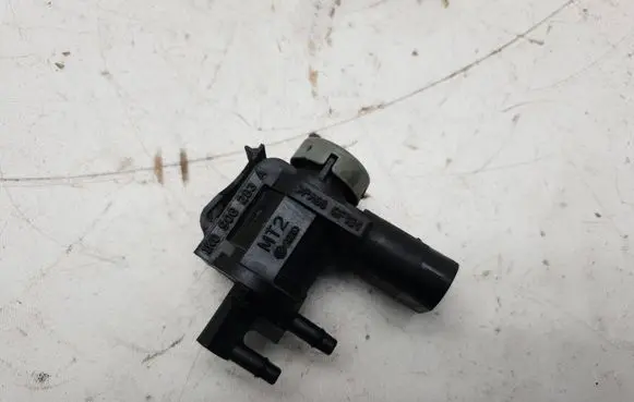 Audi A4 S4 B8 8K Turbo solenoid valve 1K0906283A