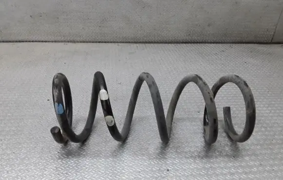 Nissan Murano Z50 Rear coil spring