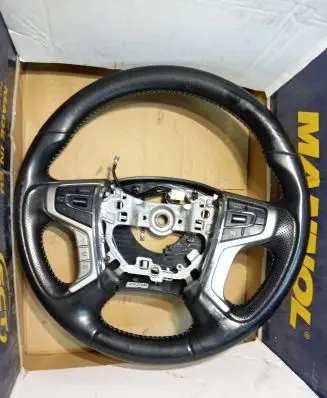 Mitsubishi Outlander Steering wheel
