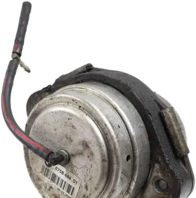 BMW X5 E53 Engine mount vacuum valve 6758444