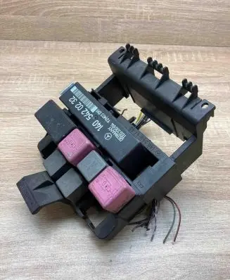 Mercedes-Benz S W140 Fuse module 1405454740 1405420232